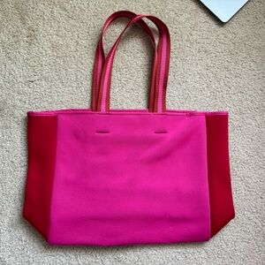 NWOT Summersalt Neoprene Beach Bag